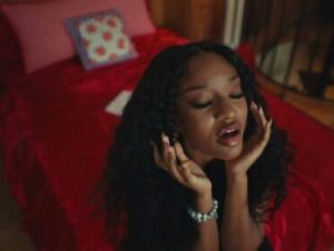 [Video] Ayra Starr – 21