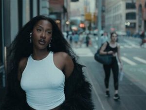 [Video] Tems – Burning